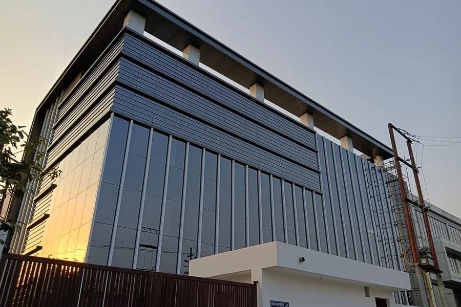 ACP cladding combined with structural glass glazing