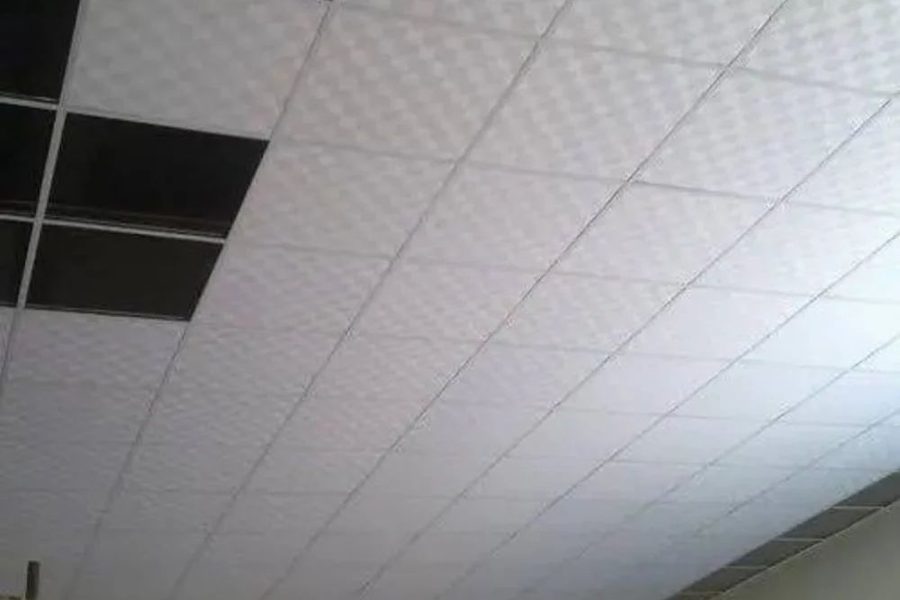 Moisture resistant board ceiling in a wet area