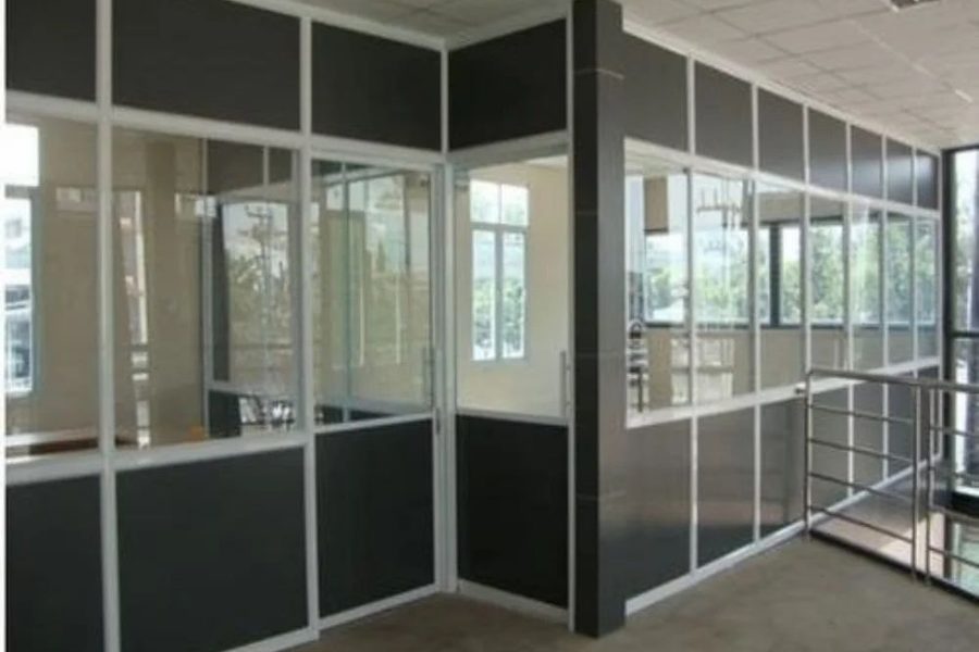 Aluminium partitions with glazed upper sections